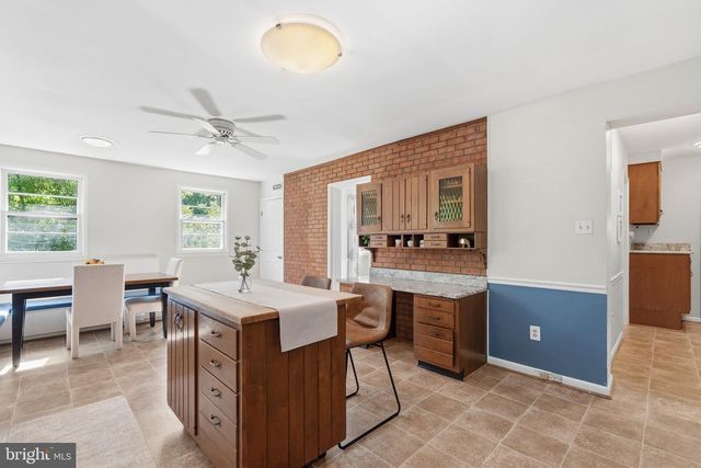 5410 11TH ST N, Arlington, VA 22205