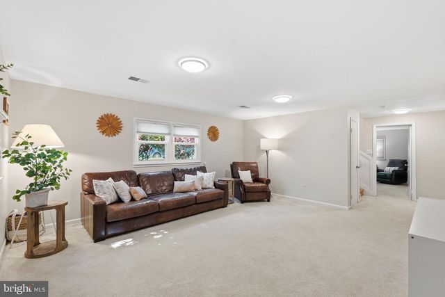 5410 11TH ST N, Arlington, VA 22205