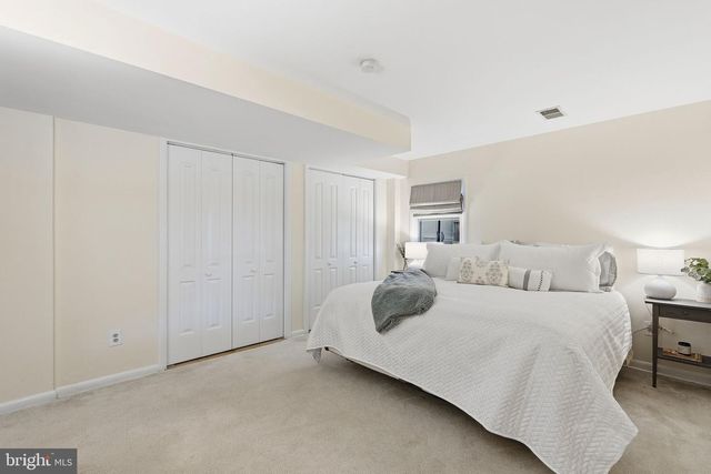 5410 11TH ST N, Arlington, VA 22205