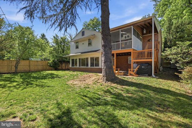 5410 11TH ST N, Arlington, VA 22205