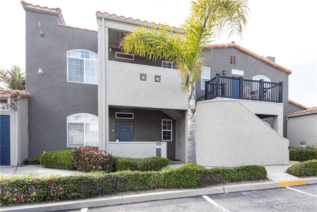 444 Pier Avenue 8, Oceano, CA 93445