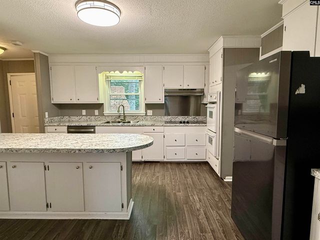 960 Old Charleston Road, Pelion, SC 29123