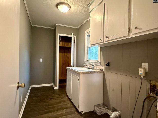 960 Old Charleston Road, Pelion, SC 29123