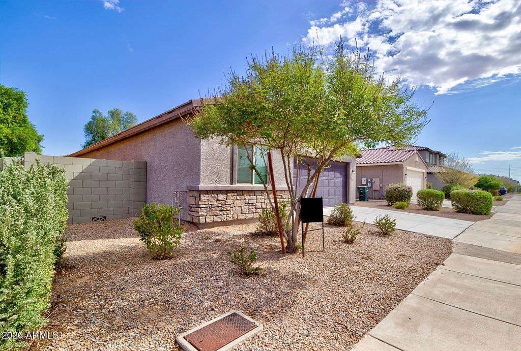 948 E WILEY Way, Casa Grande, AZ 85122 — exterior