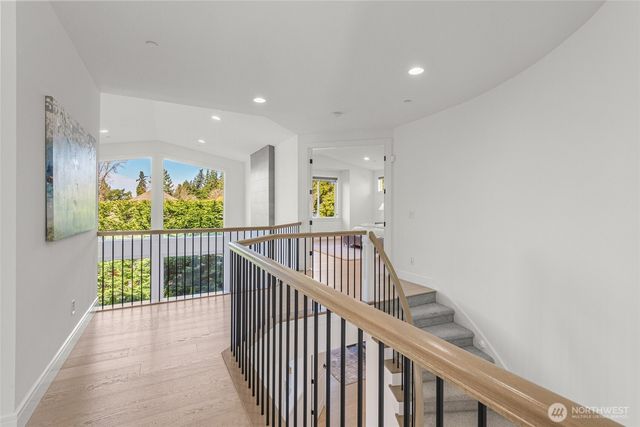 11262 SE 61st Place, Bellevue, WA 98006