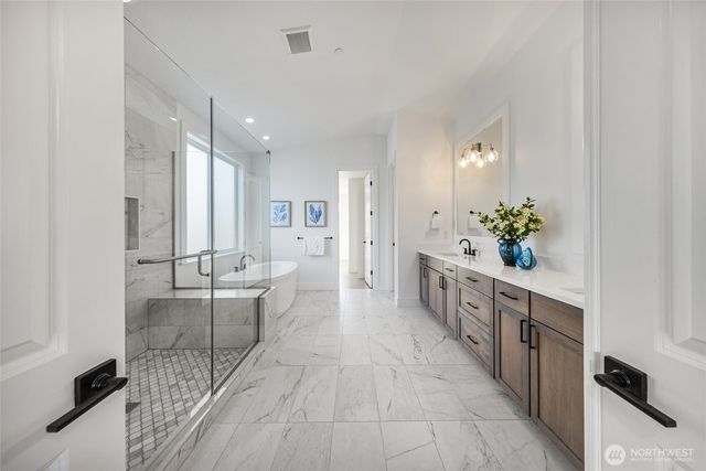 11262 SE 61st Place, Bellevue, WA 98006