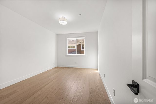 11262 SE 61st Place, Bellevue, WA 98006