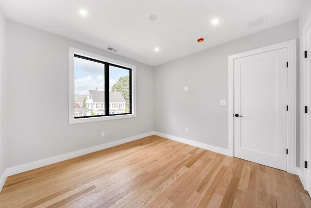 136 Hillside 136, Needham, MA 02494