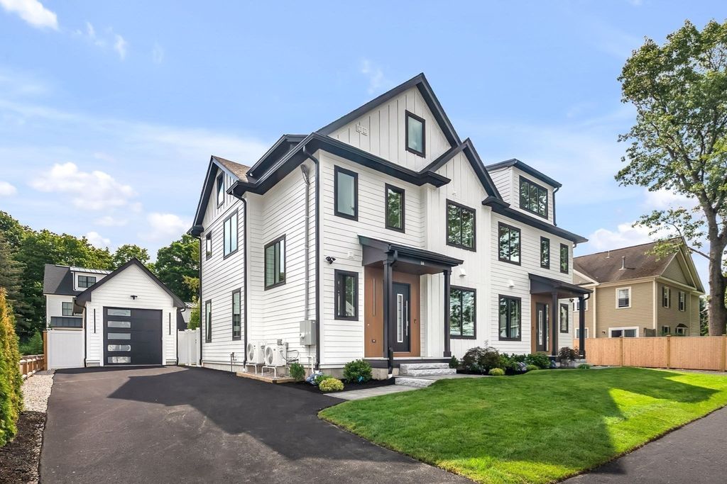 136 Hillside 136, Needham, MA 02494