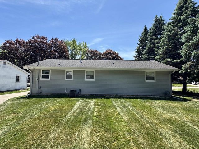 2108 Purvis Avenue, Janesville, WI 53546