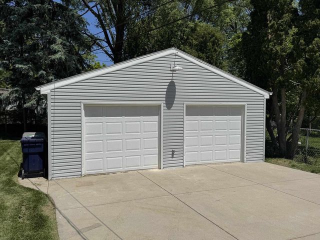 2108 Purvis Avenue, Janesville, WI 53546