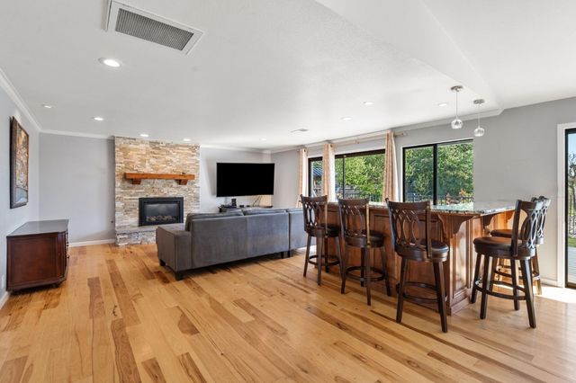 27033 E El Macero Dr, El Macero, CA 95618