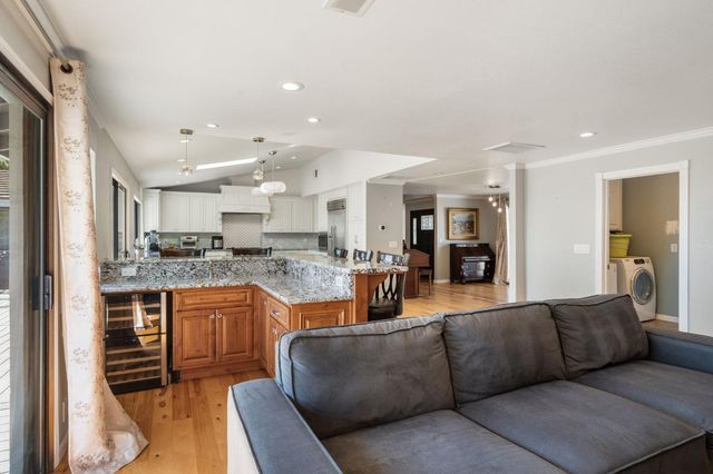 27033 E El Macero Dr, El Macero, CA 95618