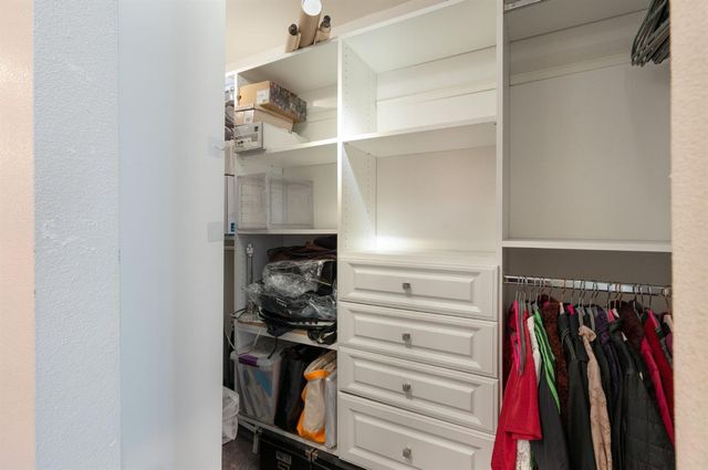 27033 E El Macero Dr, El Macero, CA 95618