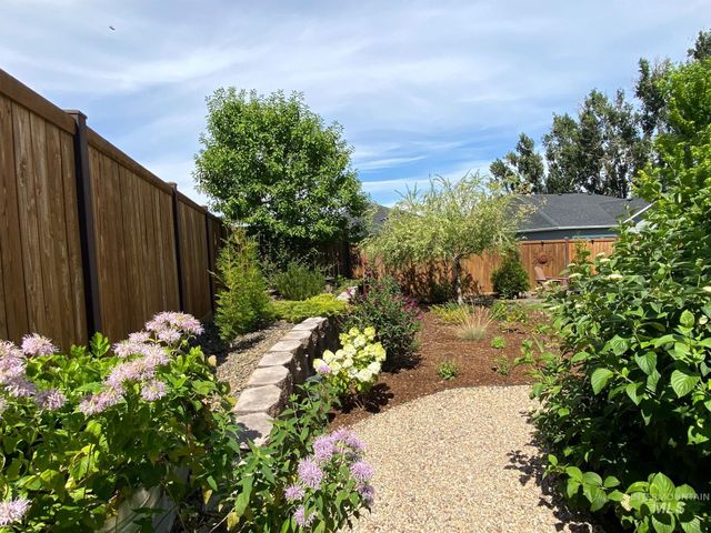 2349 S Tucson, Nampa, ID 83686
