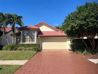21856 Town Place Dr, Boca Raton, FL 33433