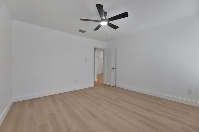 9909 Peregrine Trail, Fort Worth, TX 76108