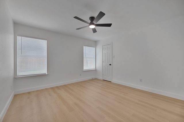 9909 Peregrine Trail, Fort Worth, TX 76108