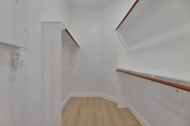 9909 Peregrine Trail, Fort Worth, TX 76108