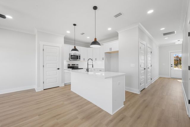 1401 Little Brothers Lane, Fort Walton Beach, FL 32547