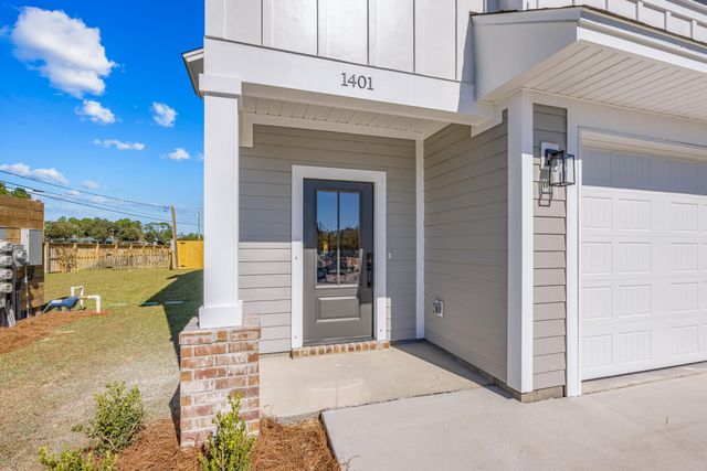 1401 Little Brothers Lane, Fort Walton Beach, FL 32547