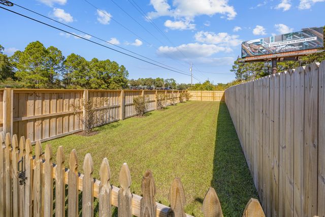 1401 Little Brothers Lane, Fort Walton Beach, FL 32547