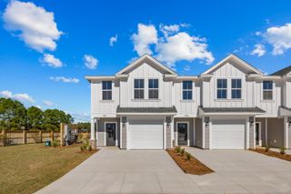 1401 Little Brothers Lane, Fort Walton Beach, FL 32547