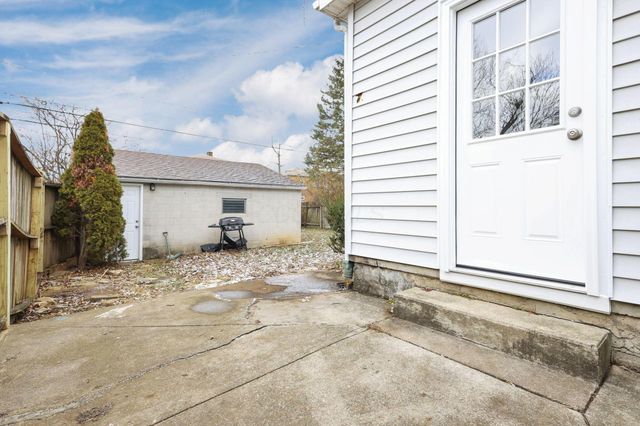 142 Rosslyn Avenue, Columbus, OH 43214