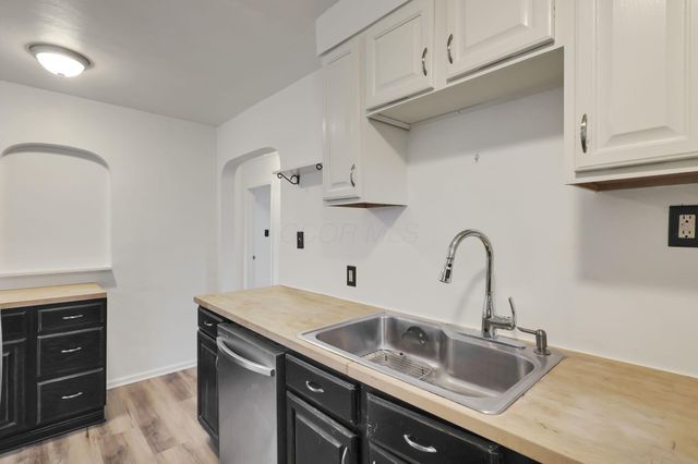 142 Rosslyn Avenue, Columbus, OH 43214