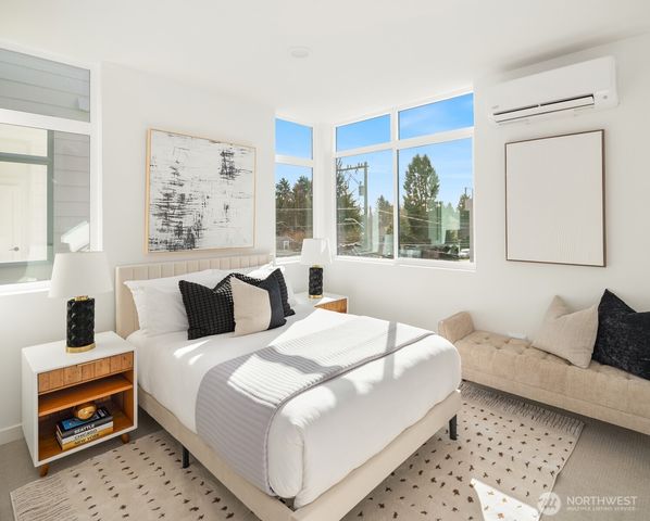 632 N 92nd Street, Seattle, WA 98103