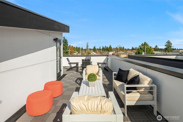 632 N 92nd Street, Seattle, WA 98103