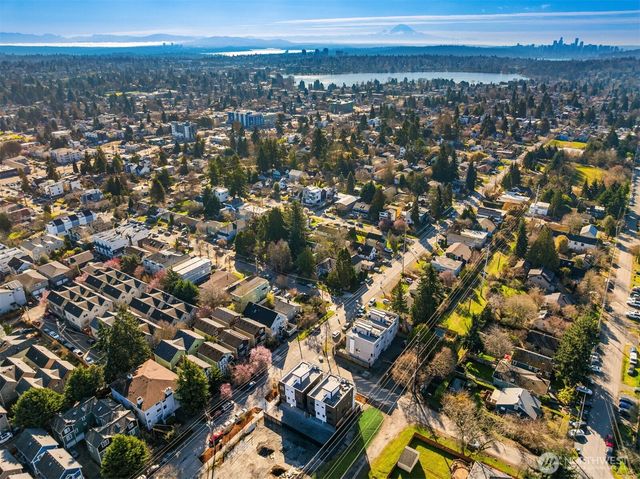 632 N 92nd Street, Seattle, WA 98103