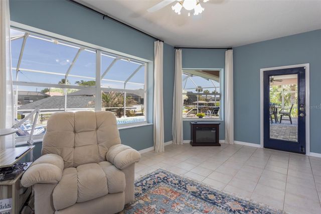 10 CRABTREE COURT, Palm Coast, FL 32137