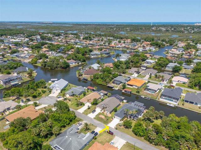 10 CRABTREE COURT, Palm Coast, FL 32137