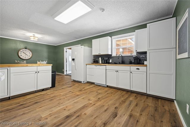 434 US 64 Highway, Alma, AR 72921