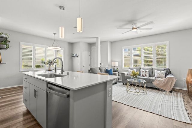 323 CITRINE TRAIL, Fallbrook, CA 92028