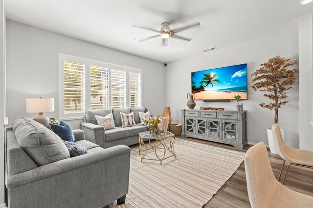 323 CITRINE TRAIL, Fallbrook, CA 92028