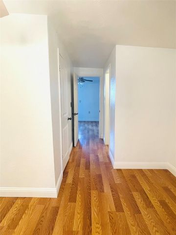 203 Ennis Street, Waxahachie, TX 75165