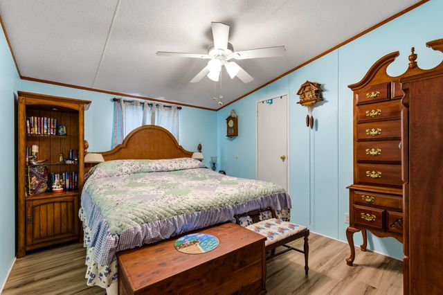 462 Oak Ave., Murrells Inlet, SC 29576