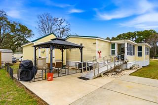 462 Oak Ave., Murrells Inlet, SC 29576