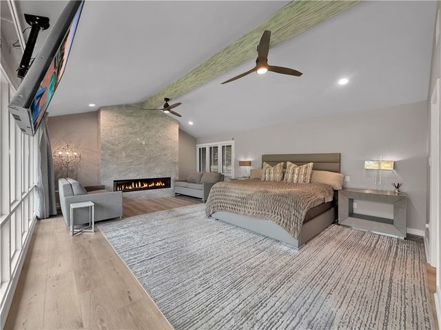 210 Bayside Dr, Corpus Christi, TX 78411