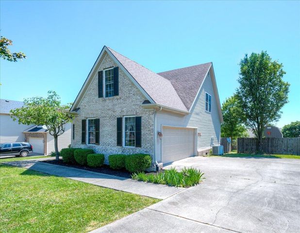 305 Abbeywood Drive, Winchester, KY 40391