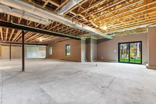 5 Swan View Common Dr, Northborough, MA 01532