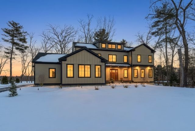 5 Swan View Common Dr, Northborough, MA 01532