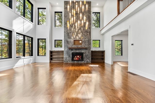 5 Swan View Common Dr, Northborough, MA 01532