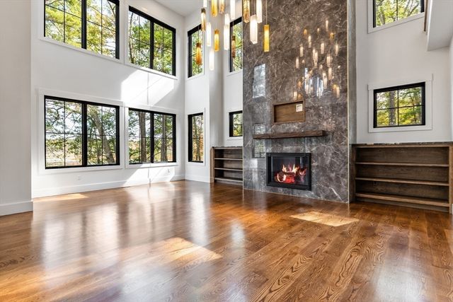 5 Swan View Common Dr, Northborough, MA 01532