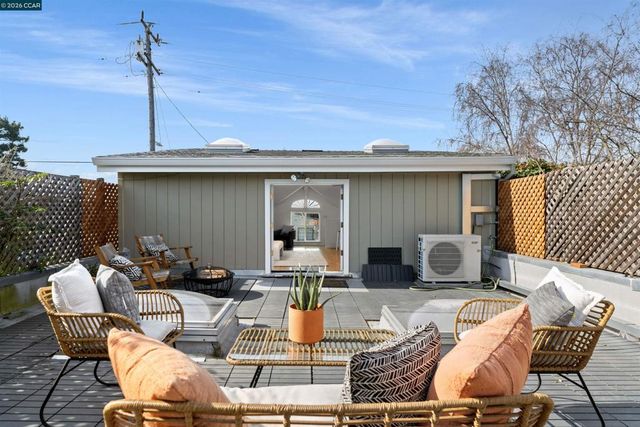 2341 2341 9th Street, Berkeley, CA 94710