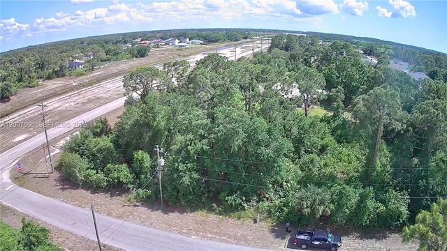 3103 45th St SW, Lehigh Acres, FL 33976