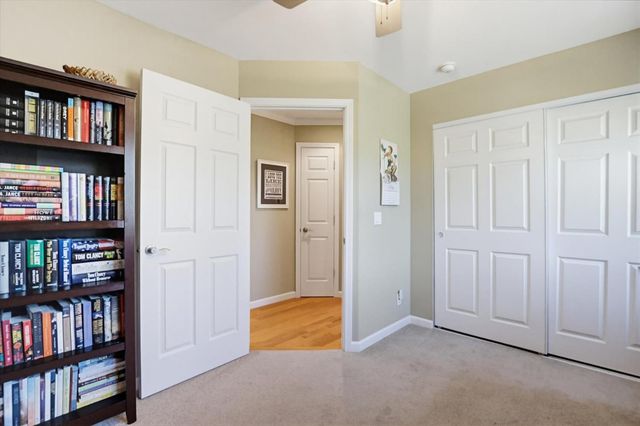 12316 Torrey Pines Dr, Auburn, CA 95602