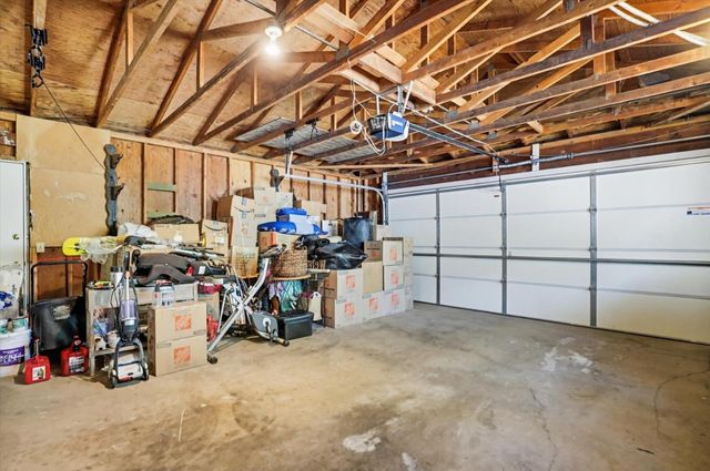 12316 Torrey Pines Dr, Auburn, CA 95602